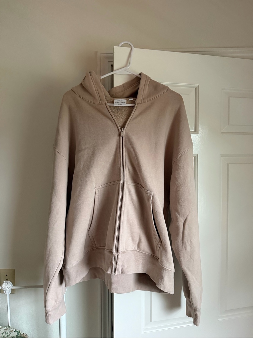 Aritzia Zip-Up Hoodie in Light Taupe/Tan - Women